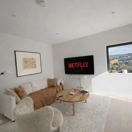 Modern House In 15 Min To 10 Min To Airport 베르겐