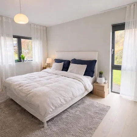 Modern House In 15 Min To 10 Min To Airport 아파트 베르겐